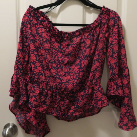 Express Floral Off the Shoulder Crop Top - Picture 7 of 8